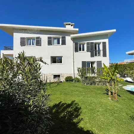 Louise-rose Bed & Breakfast Villeneuve-Loubet