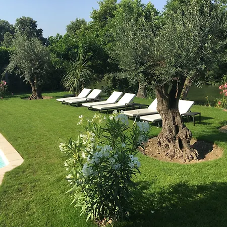 Louise-rose Bed and Breakfast Villeneuve-Loubet