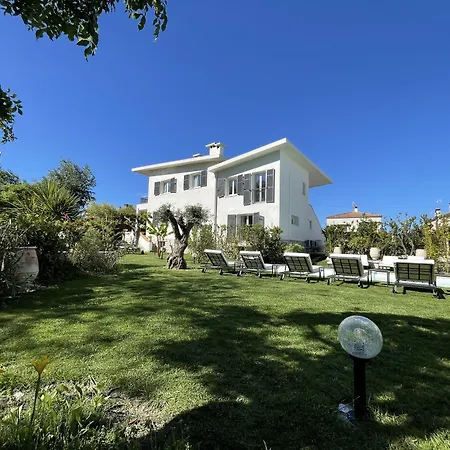 Bed and Breakfast Louise-rose Villeneuve-Loubet