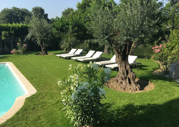 Louise-rose Bed and Breakfast Villeneuve-Loubet